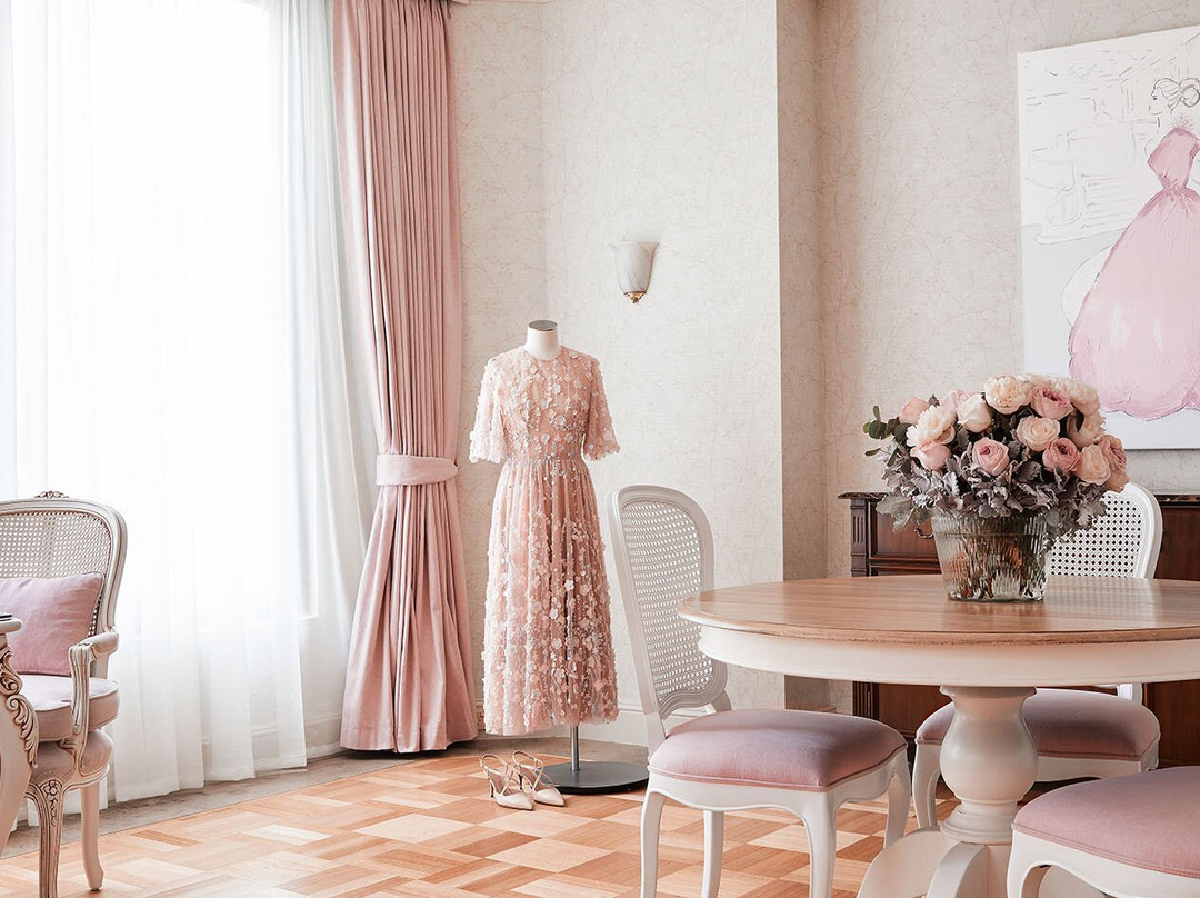 墨尔本朗廷酒店主图