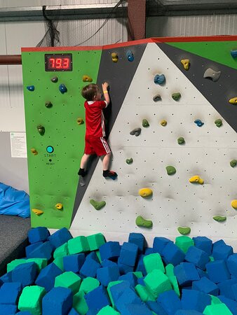 Skyline Trampoline Park-Inverurie必去景点