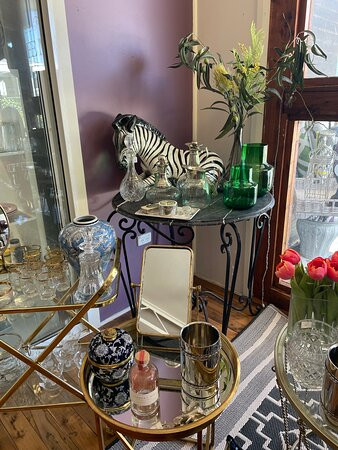 The Village Emporium-Sandy Hollow必去景点