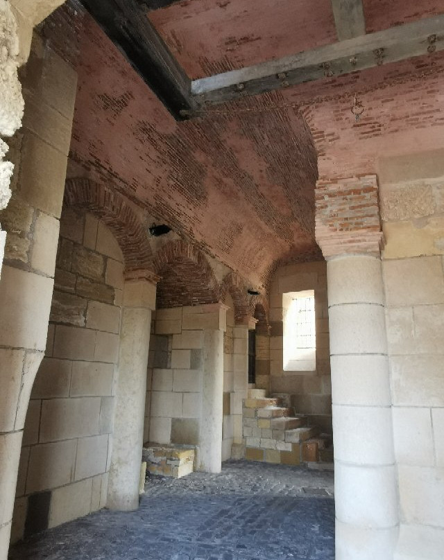 Puerta de Santiago-梅利利亚必去景点