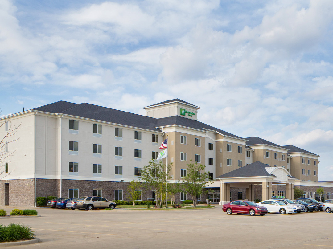 Holiday Inn & Suites Bloomington-airport By IHG