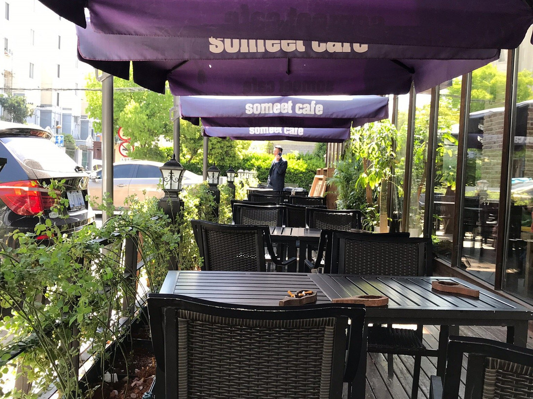Someet Cafe