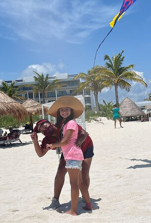 Majestic Elegance Costa Mujeres主图