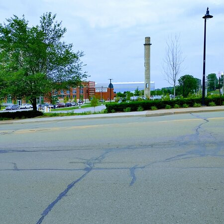 Erie Maritime Museum & U.S. Brig Niagara-伊利必去景点