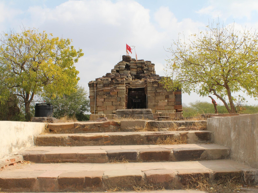 Purneshwar Temple景点图片