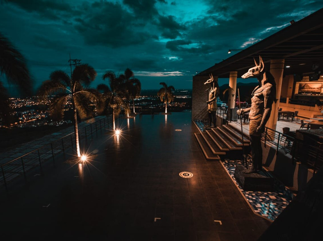 Tocaima餐馆和美食-Keops Restaurante Discoteca