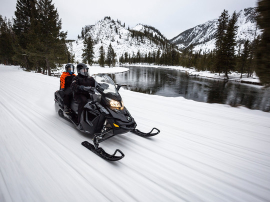 Yellowstone Vacation Tours