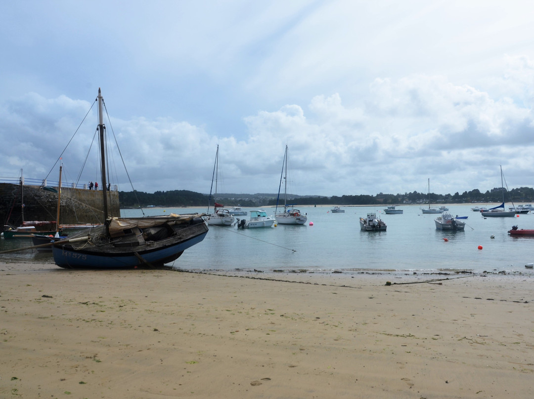 Port De Locquirec景点图片