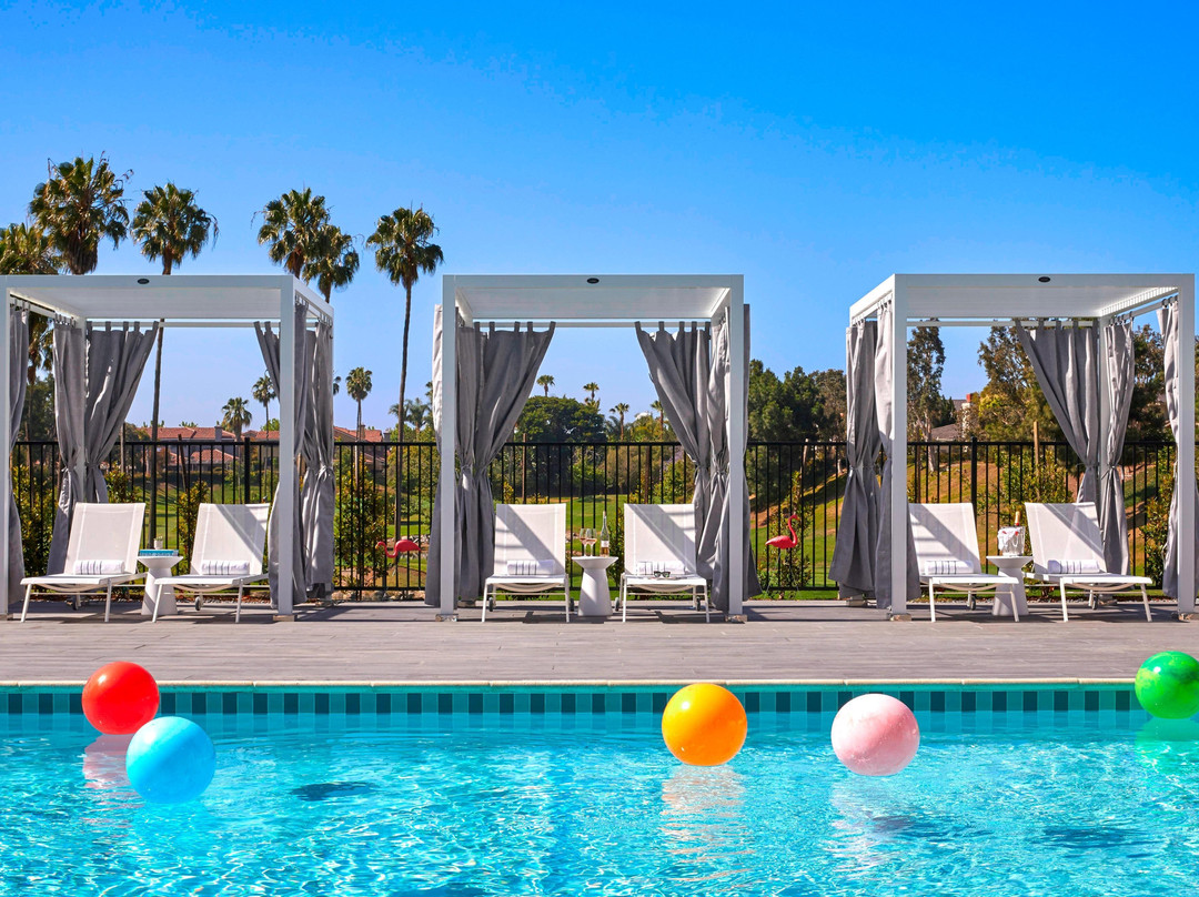 曼哈顿海滩万豪酒店主图