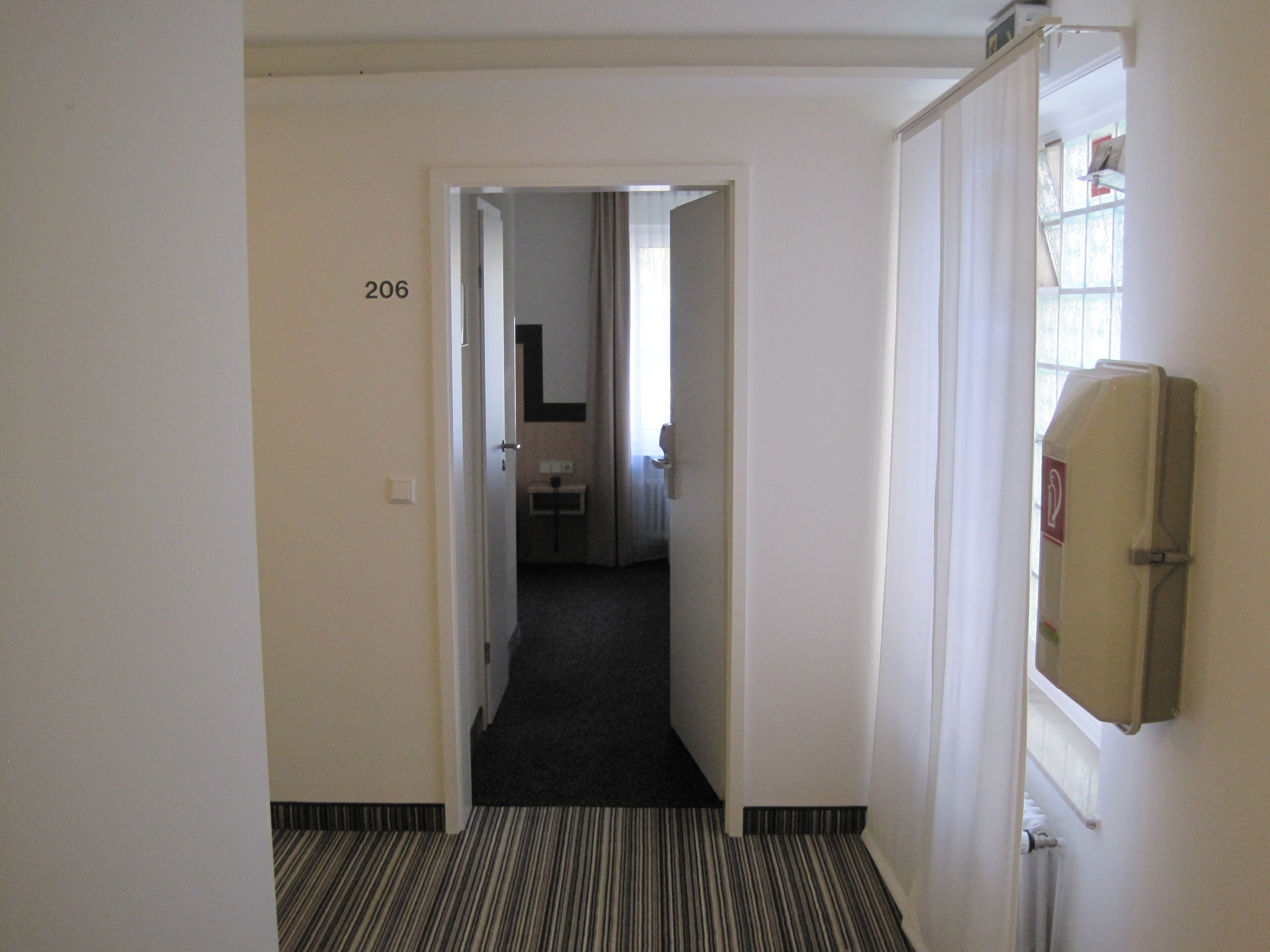 Best Western Hotel Favorit-浴室