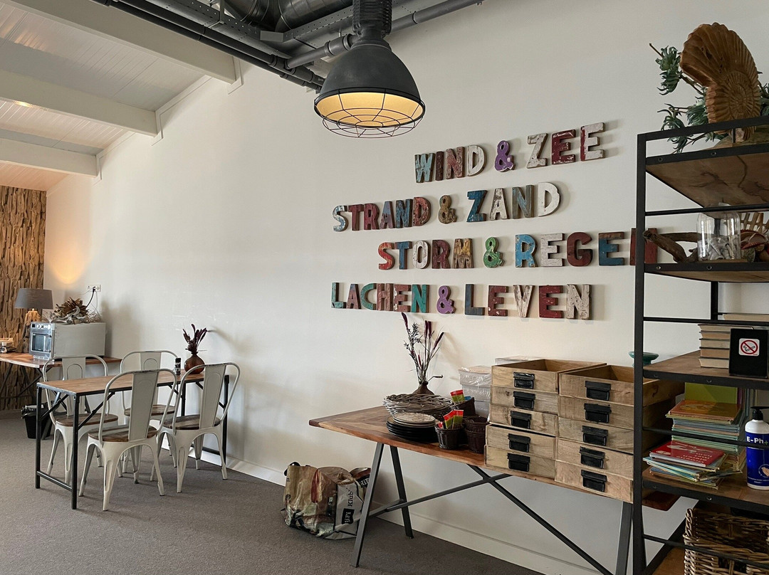 Beach Hotel Oostvoorne主图