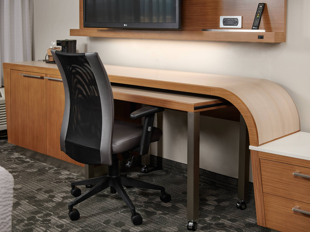 Courtyard by Marriott Harrisonburg主图