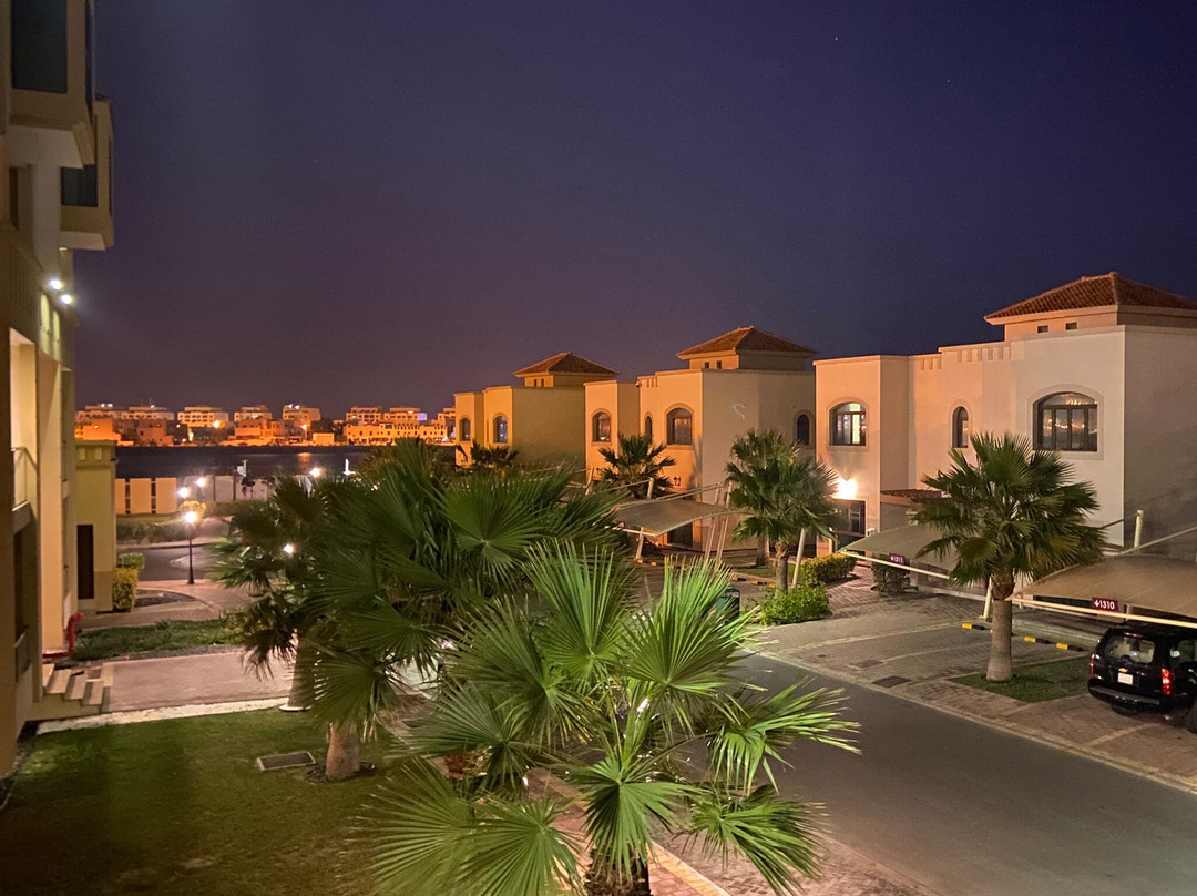 The Grove Resort Bahrain主图