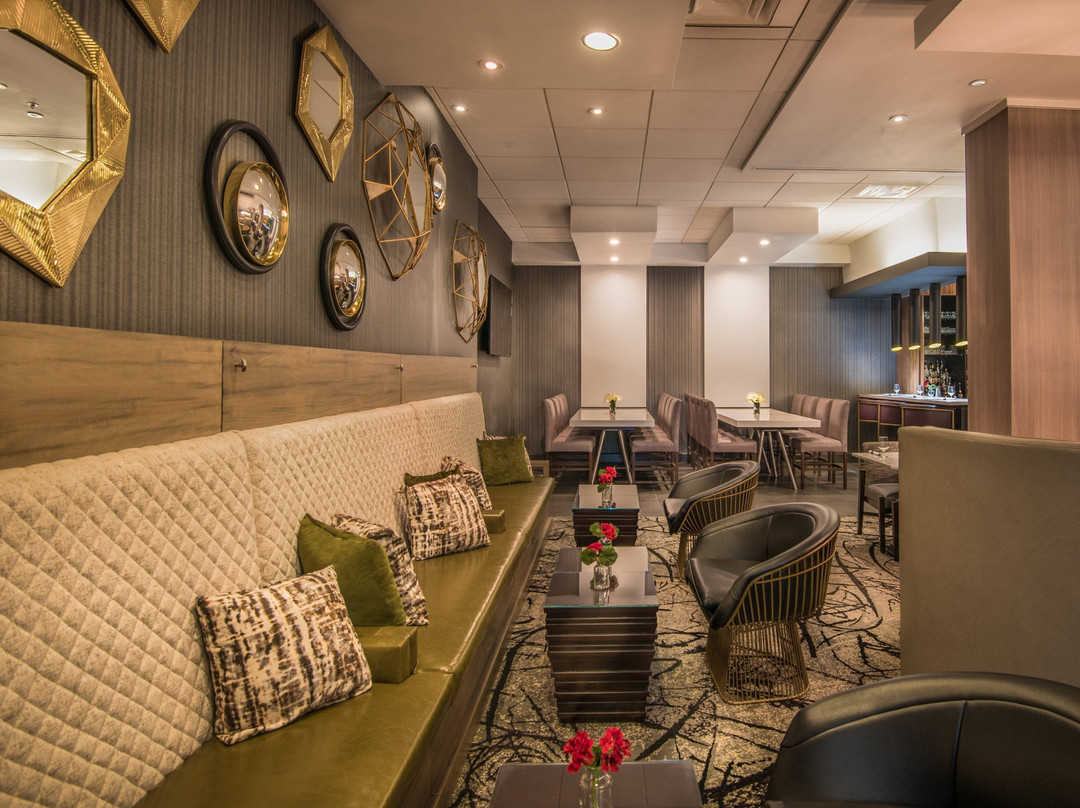 Courtyard by Marriott Bethesda Chevy Chase主图