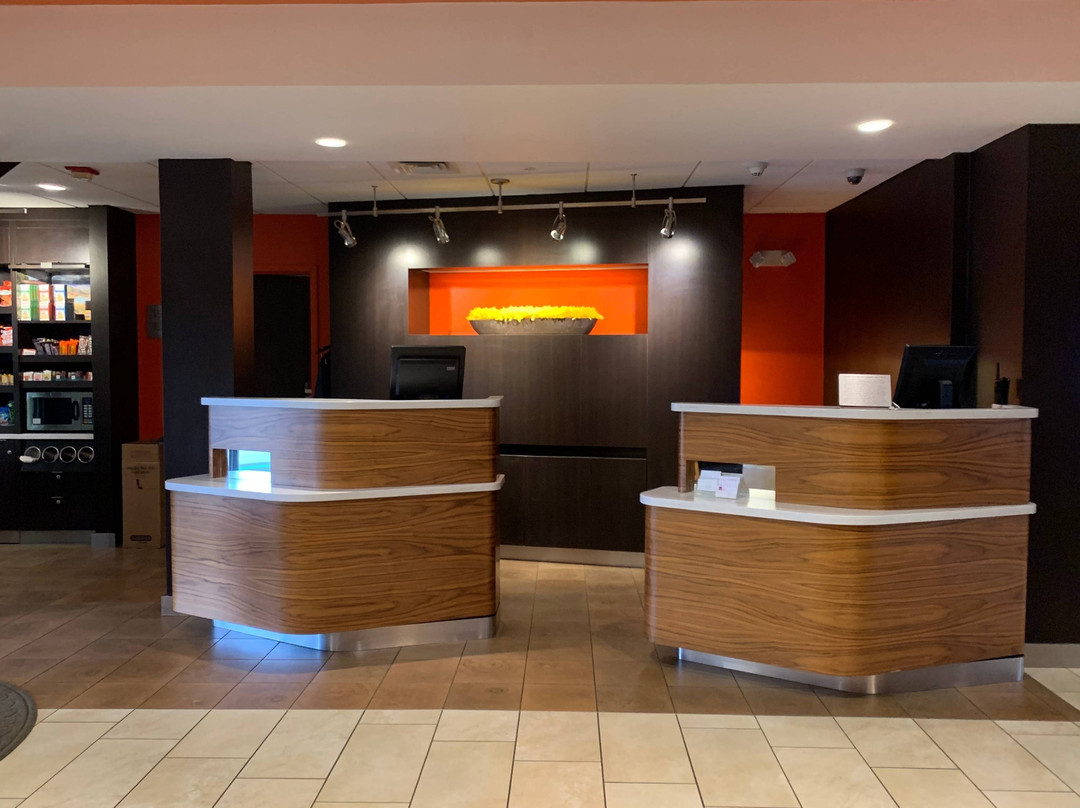 Courtyard Concord主图