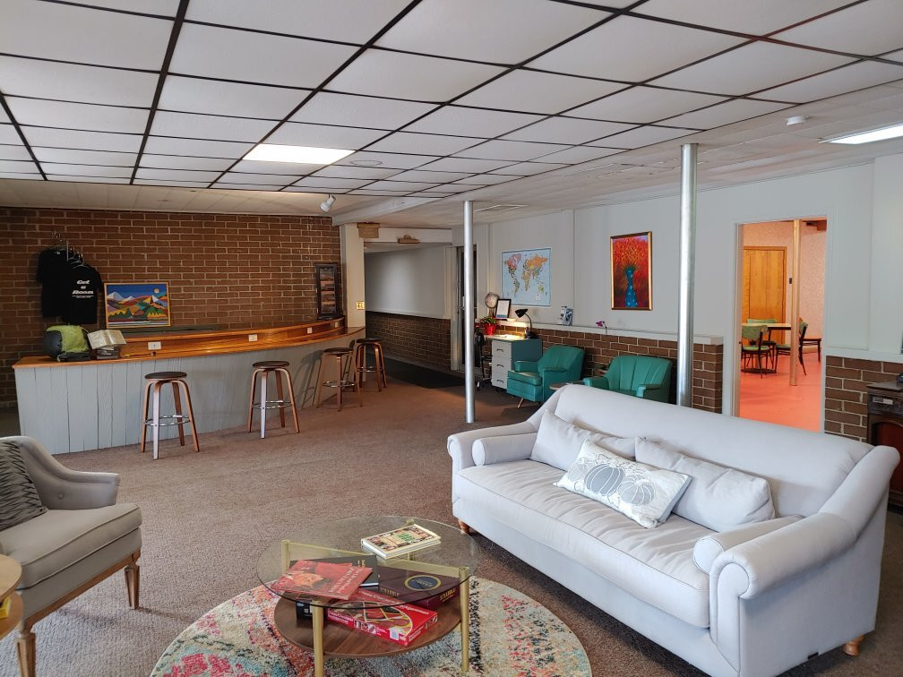 The Lancaster Motel主图