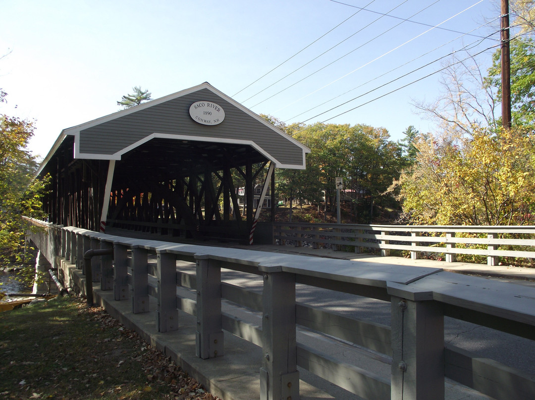 Saco River Covered Bridge景点图片