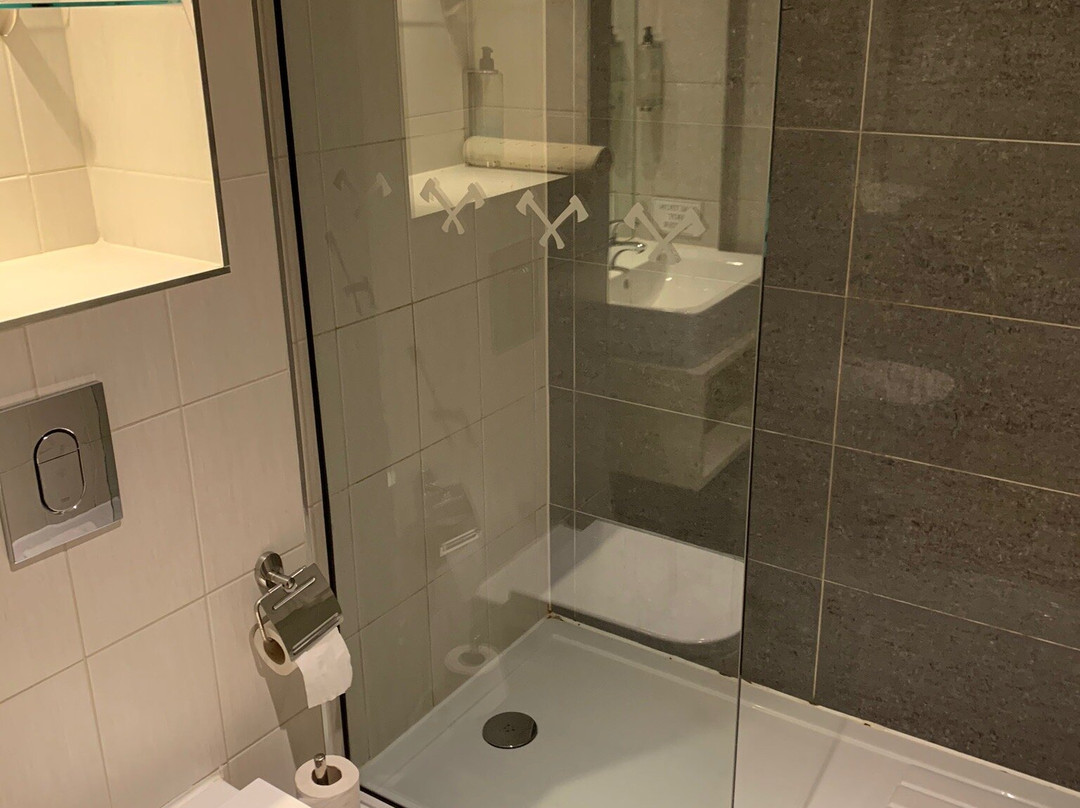 The Hatchet Inn主图