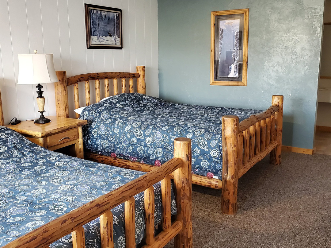 The Grasshopper Inn主图