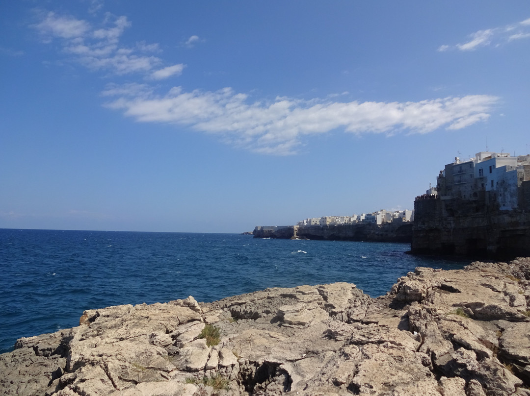 Scogliera del Lungomare Modugno景点图片