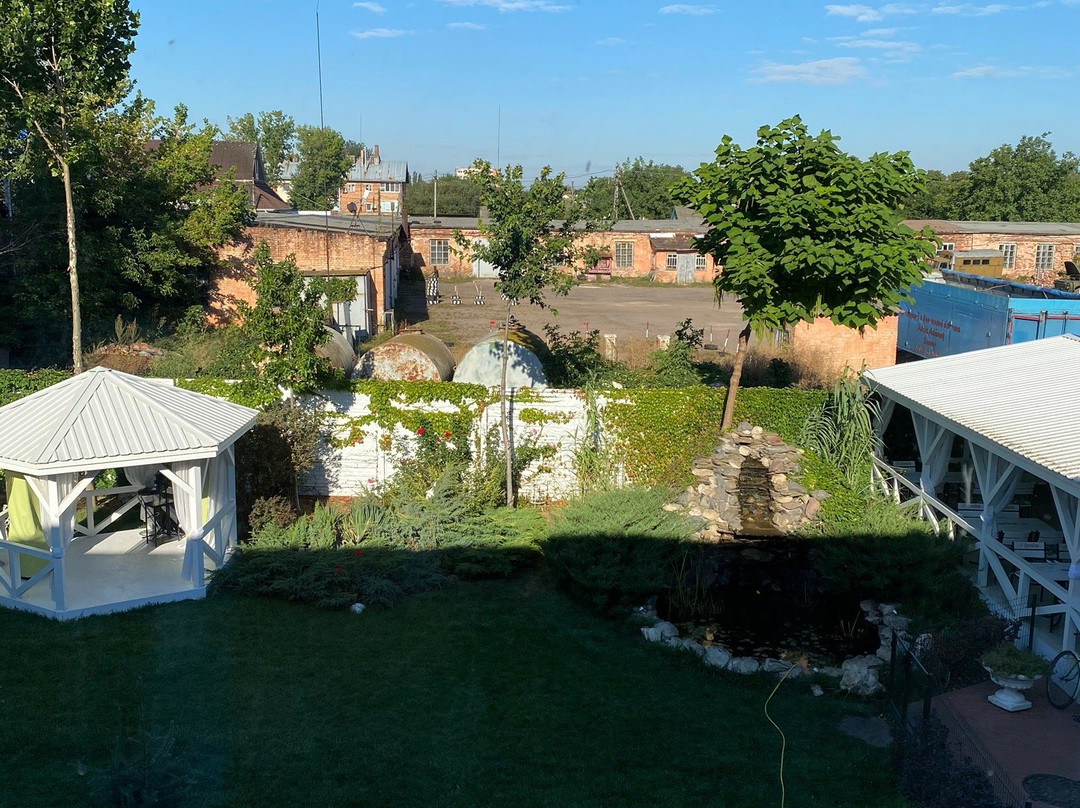 Otel Restoran Aleksandryya主图
