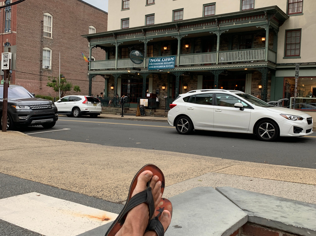 Lambertville House主图