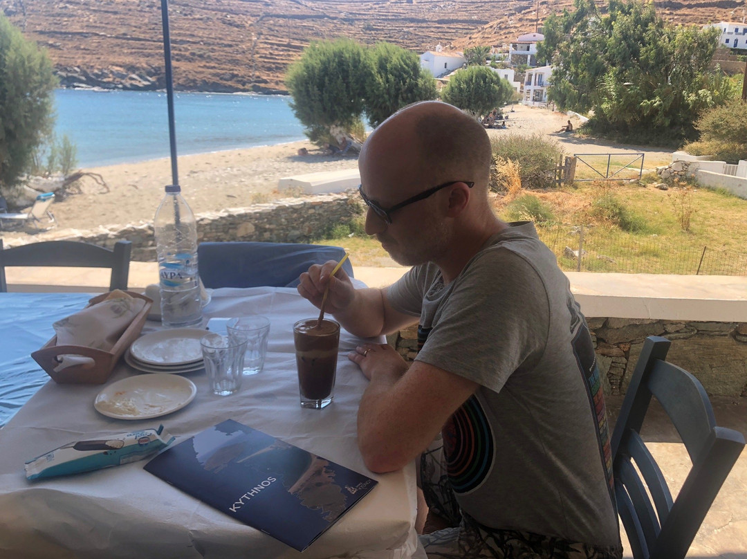 Lefkes Beach-Kythnos必去景点