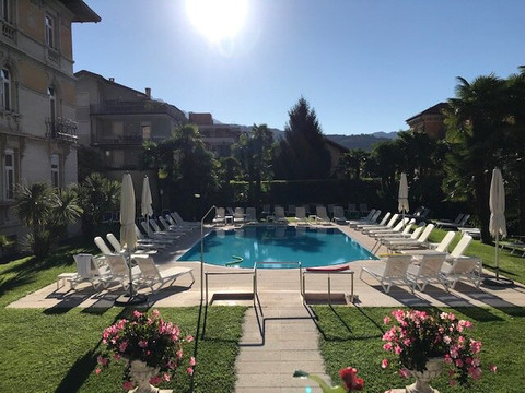 自由大酒店主图