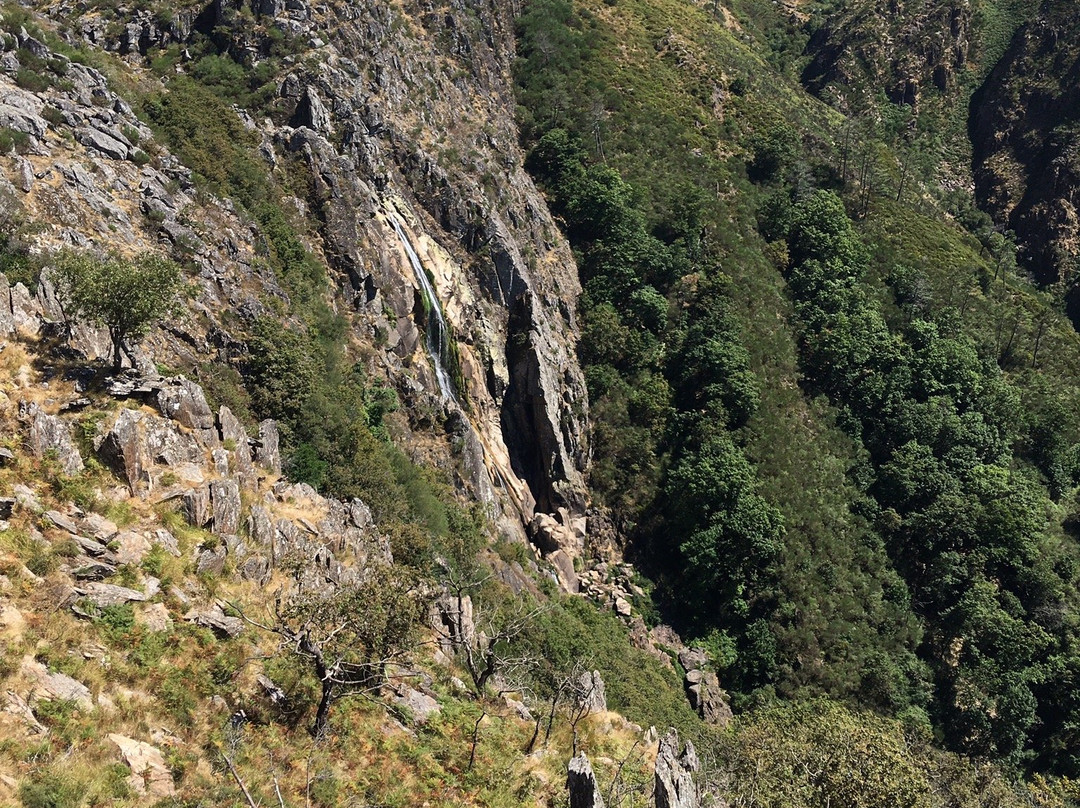 Cascata da Frecha da Mizarela景点图片