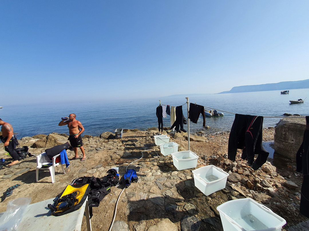 Scilla Diving Center-希拉必去景点