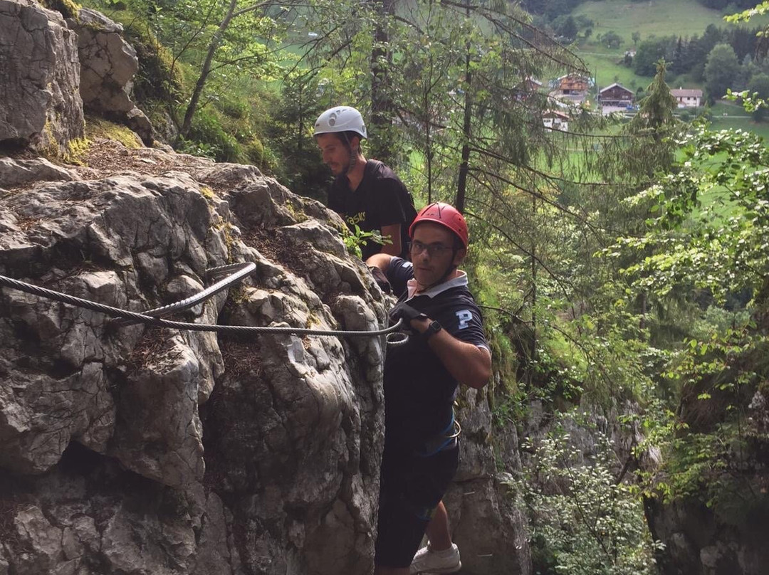 Via ferrata de la cascade des Nants-Bellevaux必去景点