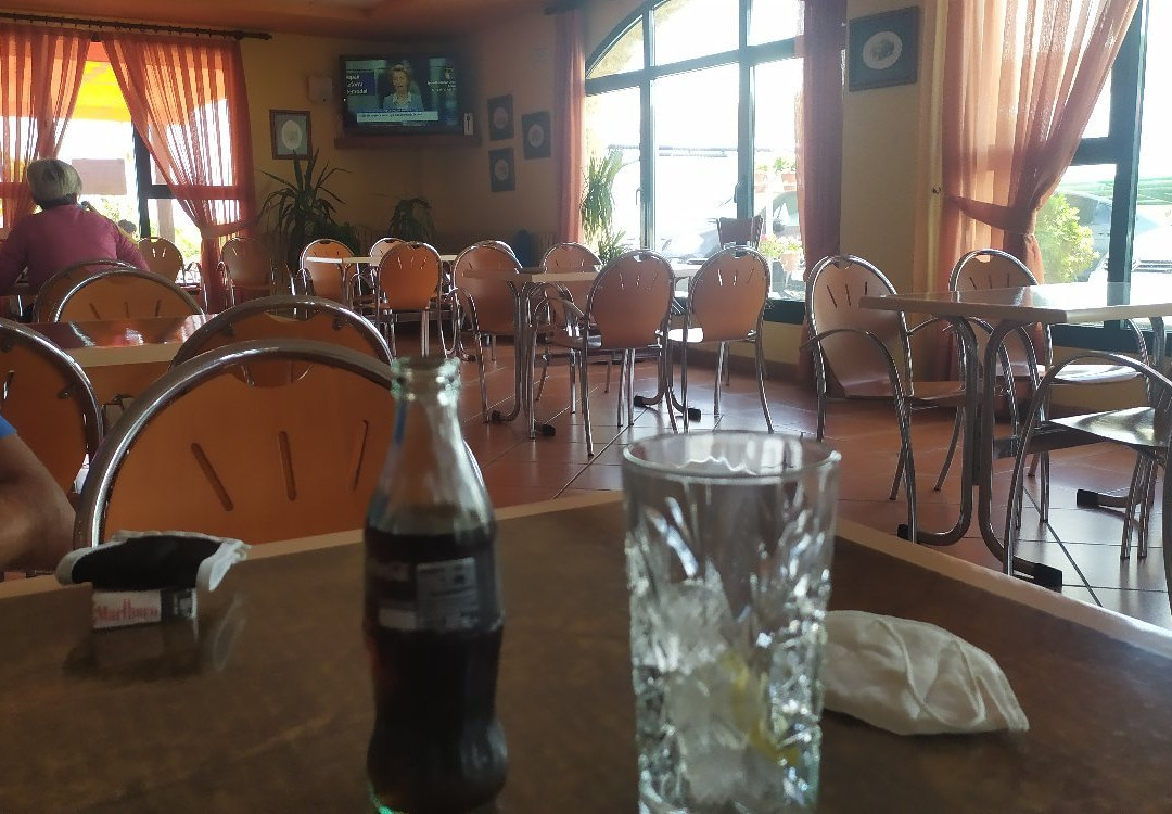 Hotel Restaurante Canada Real主图