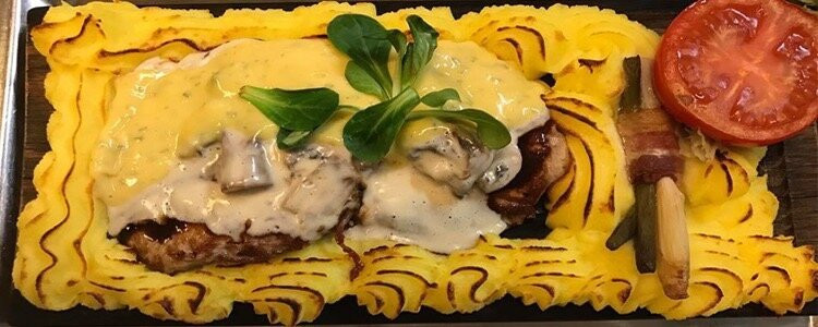 Restaurant Lebanon Meza & Vinbar