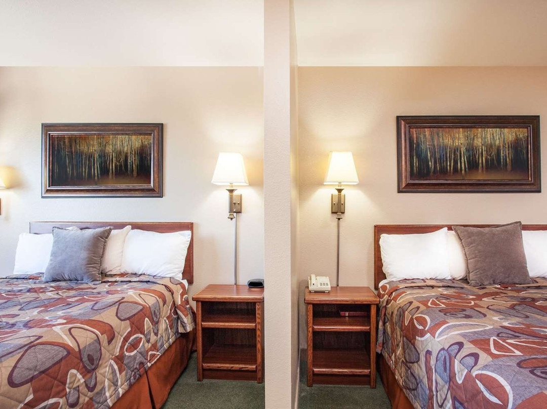 Super 8 by Wyndham Grangeville主图