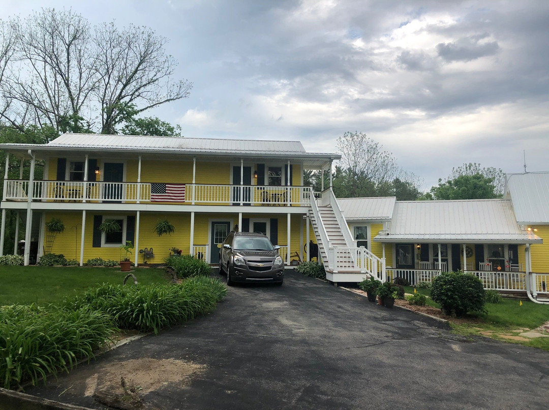 1875 Homestead Bed and Breakfast主图