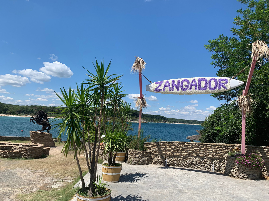 Zangador Dance Club景点图片