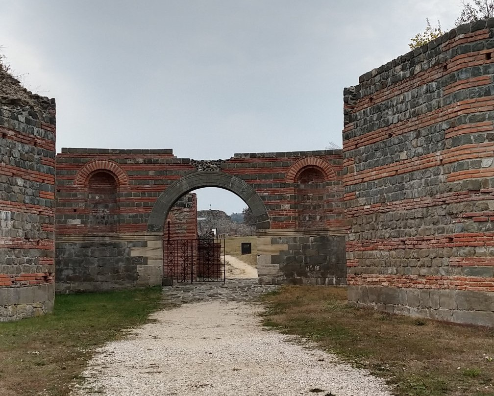 Romuliana, Roman palace at entrance景点图片