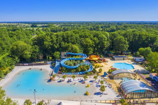 Camping Capfun Chenes-官方