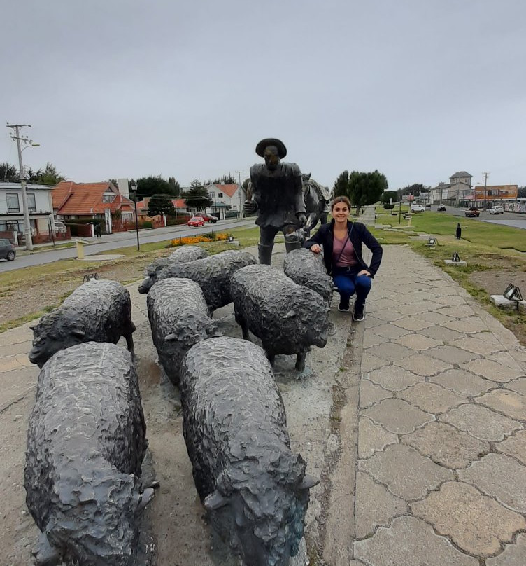 Monumento Al Ovejero-蓬塔阿雷纳斯必去景点