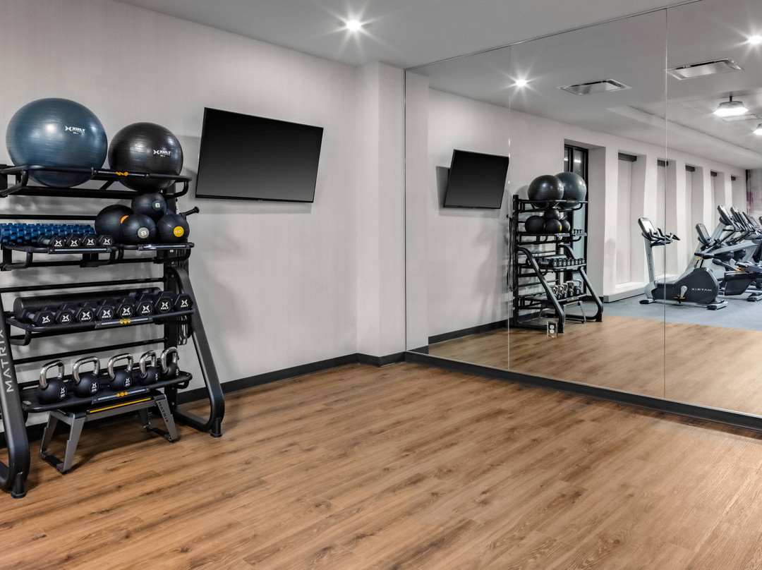 Courtyard by Marriott East Lansing Okemos主图