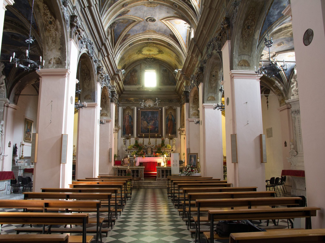 Chiesa S. Folco Pellegrino-Santopadre必去景点