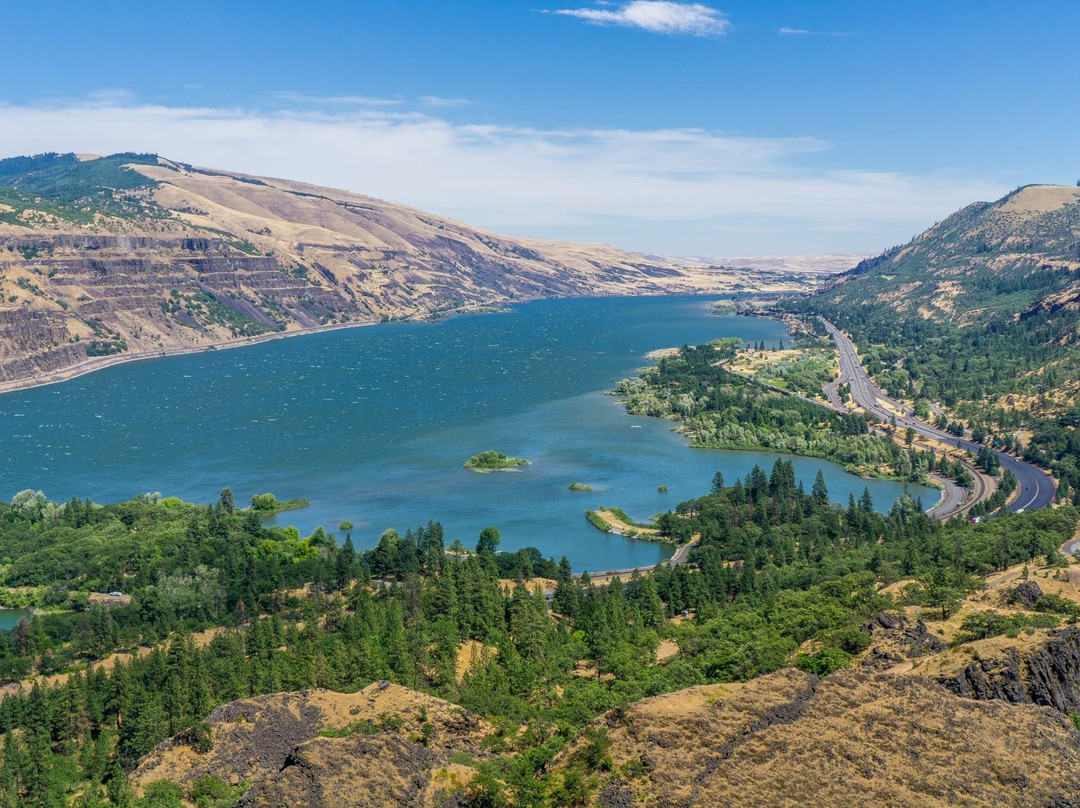 Rowena Crest Viewpoint景点图片