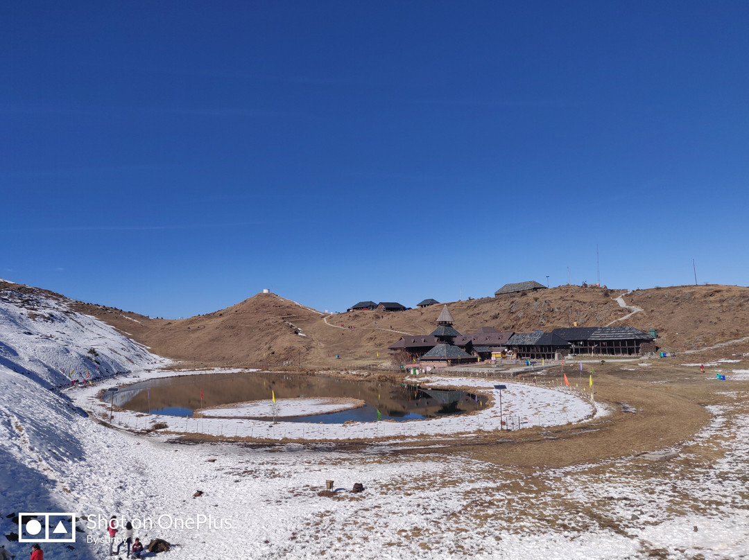 Prashar Lake景点图片