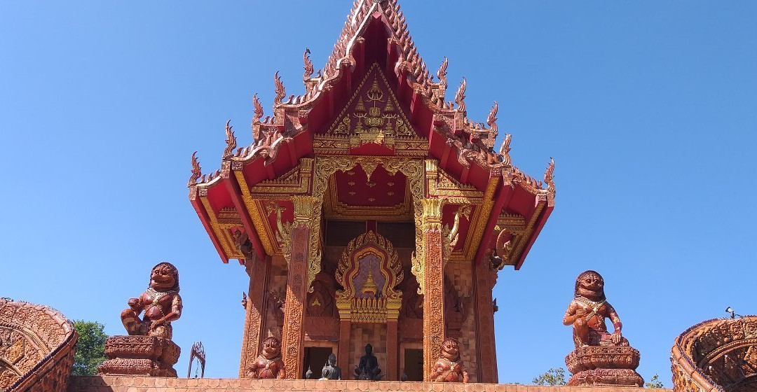 Wat Phu Khao Kaew景点图片