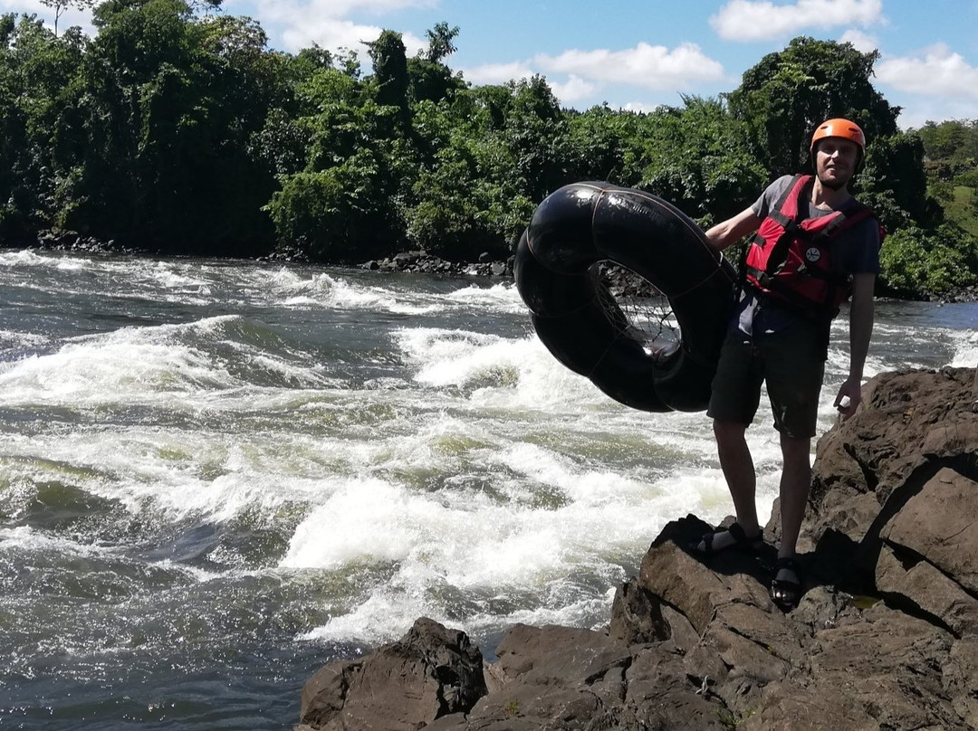 Tubing the Nile-金贾必去景点