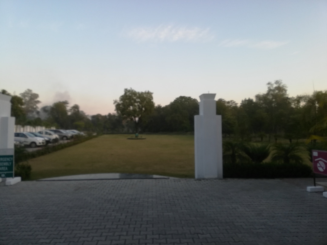 Hotel The Grand Raj主图