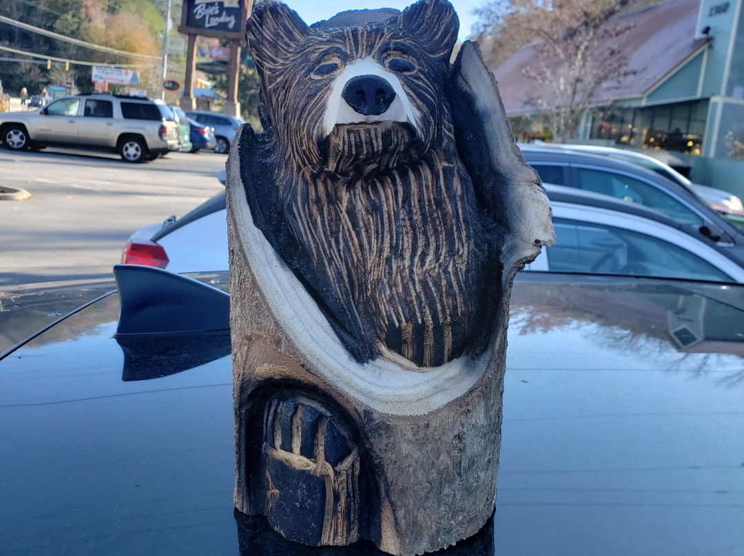 Jake and Angie's Wood Art-盖林柏格必去景点