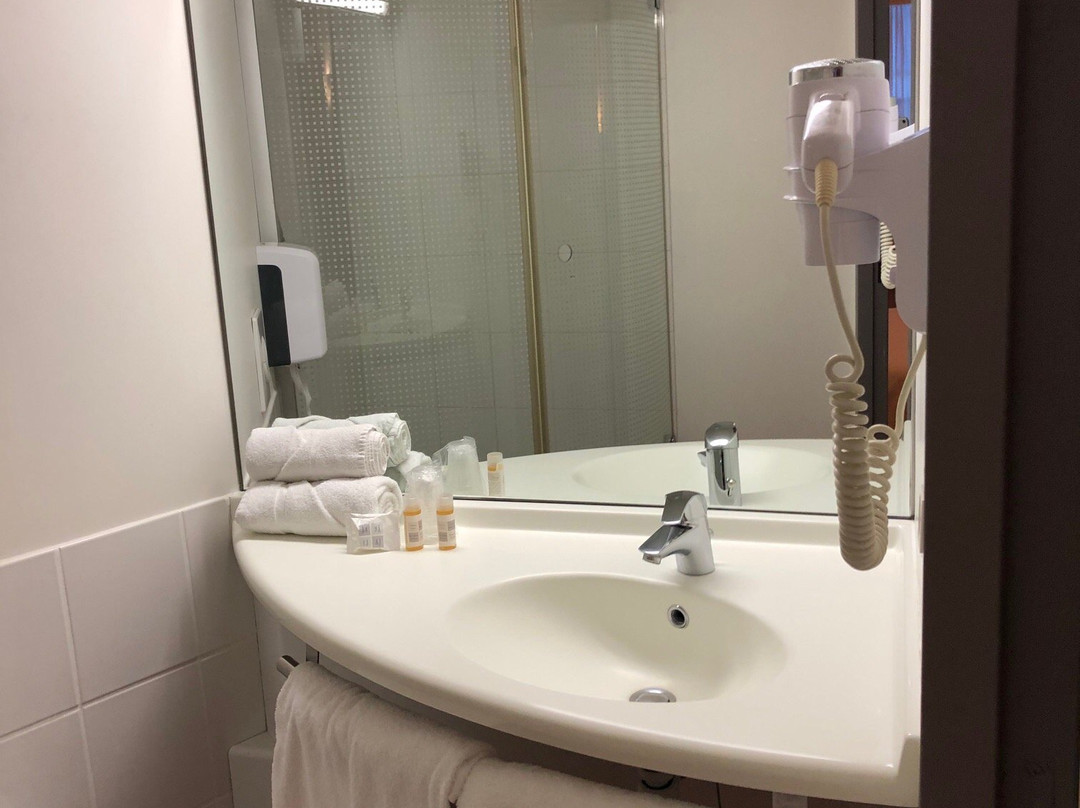 Brit Hotel Confort Montauban主图