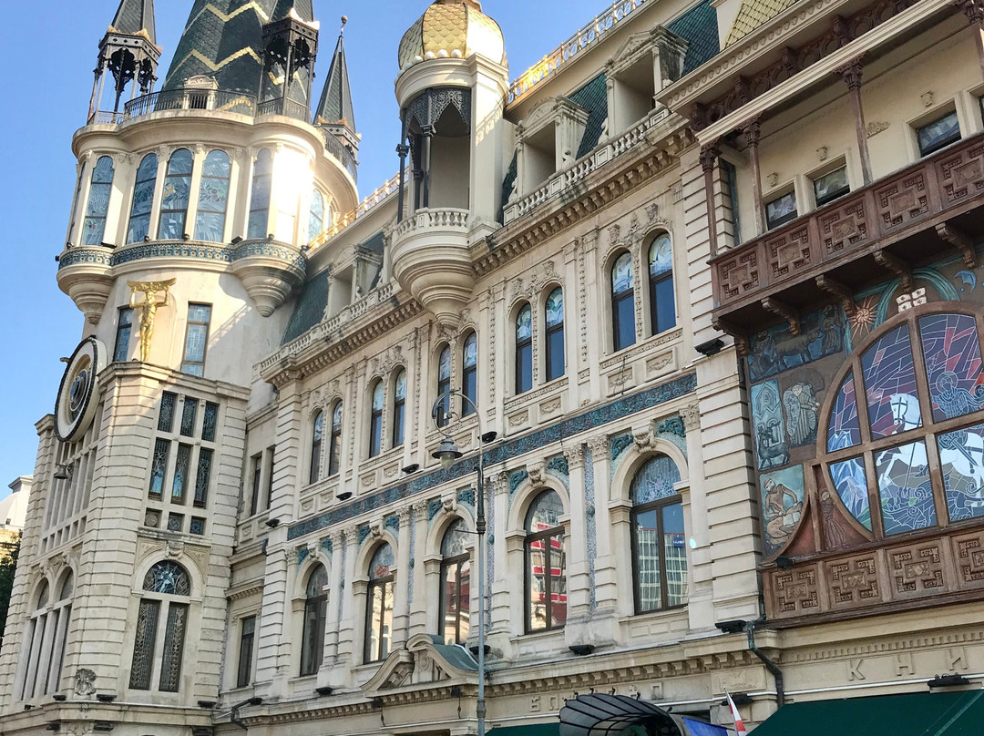 Europe Square-巴统必去景点