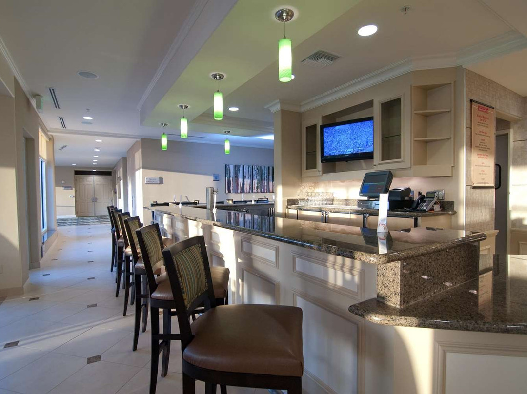 加利福尼亚州圣贝纳迪诺希尔顿花园酒店主图